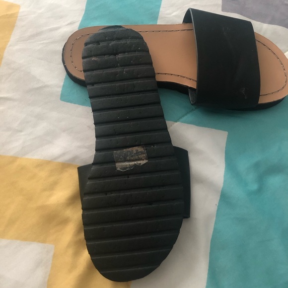 Plataform sandals - Picture 2 of 2